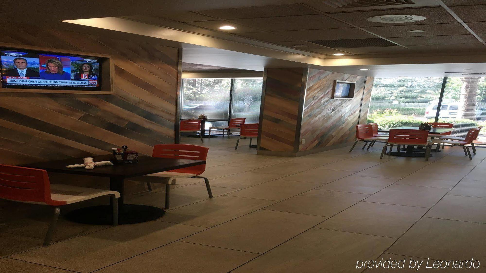 Holiday Inn Hotel Atlanta-Northlake, A Full Service Hotel Tucker Exterior foto
